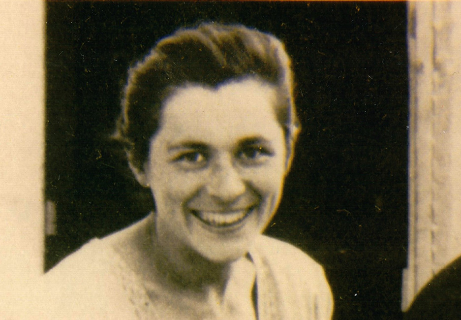 Erna Haney, 1922, Fotografie (Ausschnitt), 13,9 x 9,2 cm, unbekannte:r Fotograf:in. 