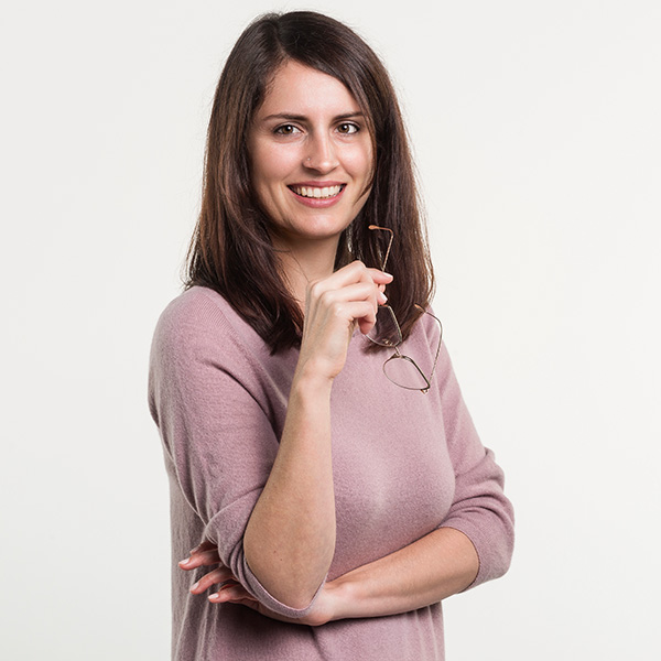 Dr. Alena Strohmaier