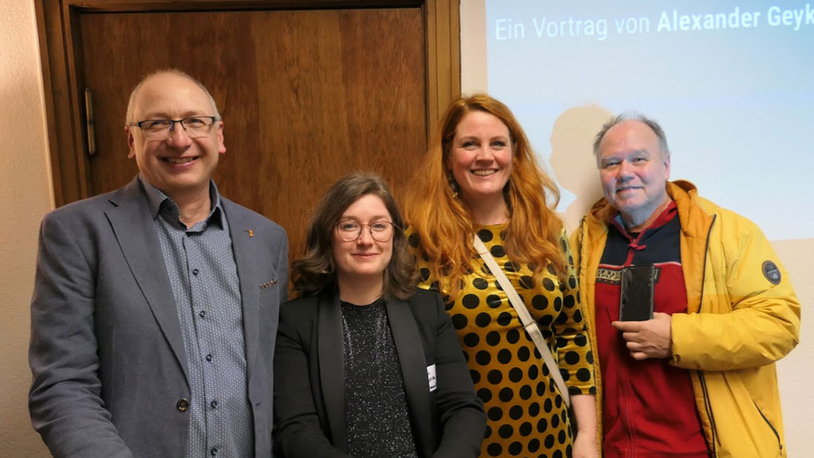 Kolleginnen und Kollegen aus dem Arbeitsbereich Lexikographie