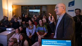 Öffnet Artikel: Forschung mit Reichweite: das „Digitale Wörterbuch der deutschen Sprache“ 