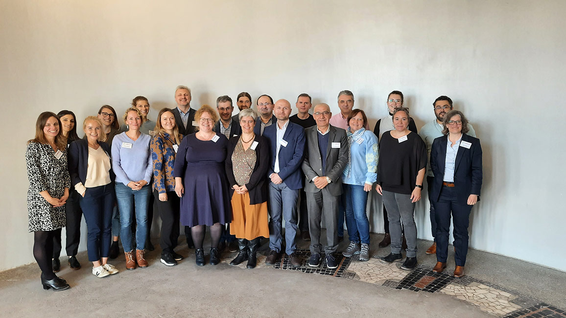 EMBRACE, “Embracing change: Overcoming obstacles and advancing democracy in the European Neighbourhood”, Projekttkonsortium