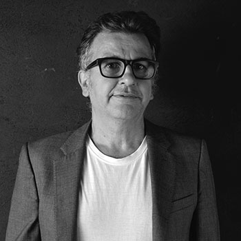 Univ.-Prof. Dr. S&eacute;rgio Costa