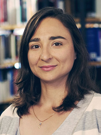 Sina Tultschinetski, Co-Projektleiterin von RADIS in der Forschungsgruppe Radikalisierung am PRIF – Leibniz-Institut f&uuml;r Friedens- und Konfliktforschung.