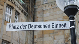 Öffnet Artikel: Rückblick auf eine erfolgreiche Förderung: DDR-Forschung mit gesellschaftlicher Relevanz